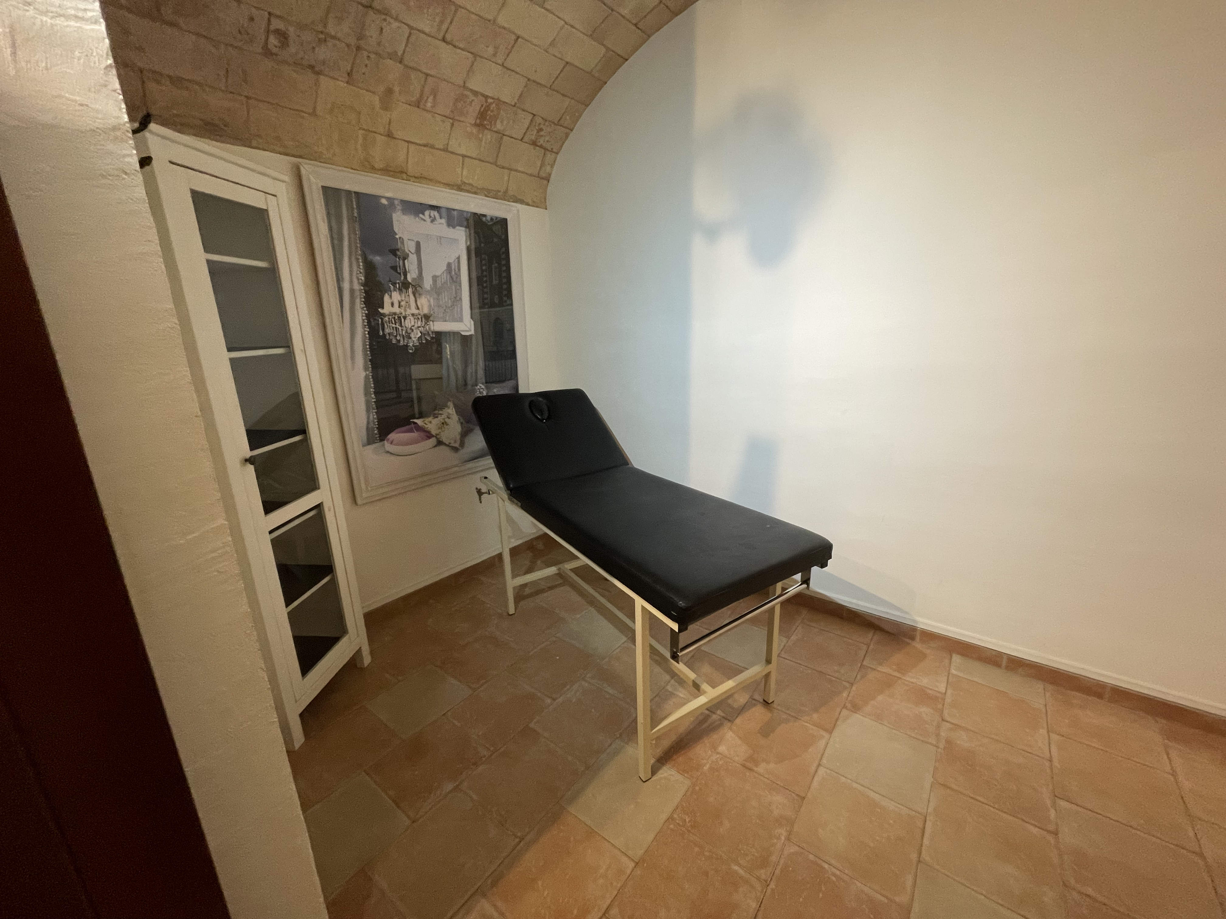 Traspaso Clínica Estética en Palafrugell Centro | ¡Oportunidad Única 7.500€!